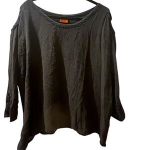 Oh My Gauze! Black cotton top with sleeve cut outs, size large/xl